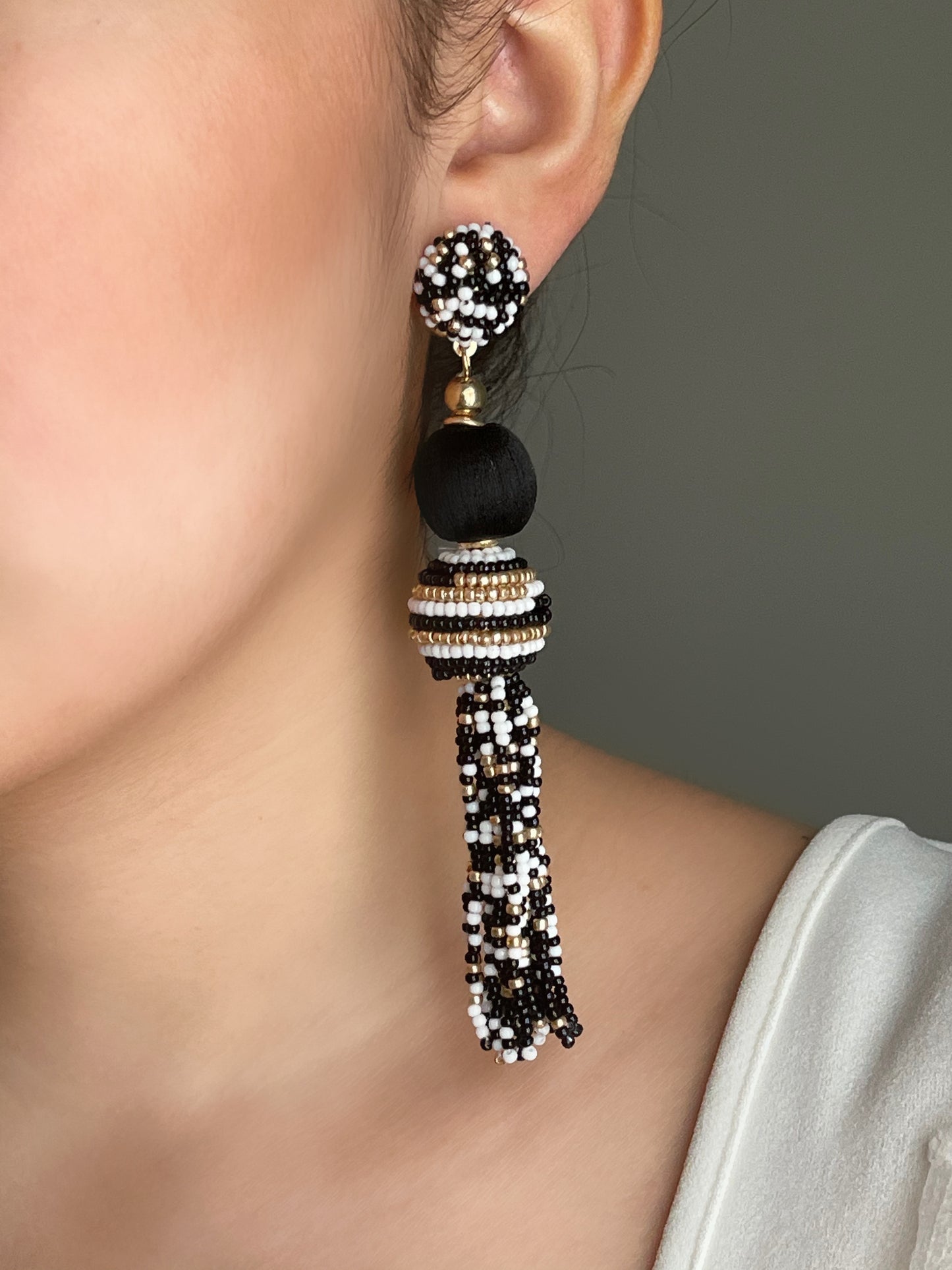 Taz Earrings-Black